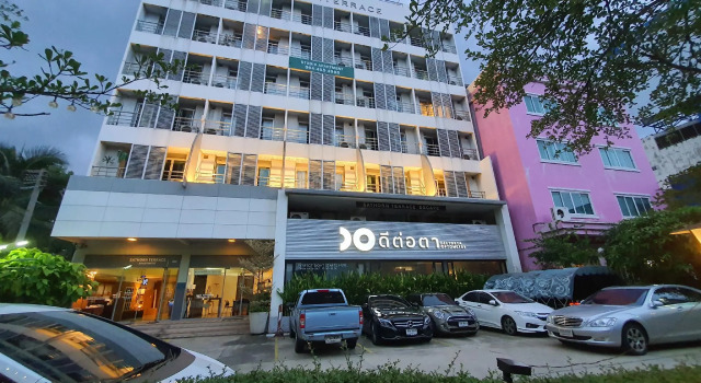 Номер Standard The Studio at Sathorn Terrace