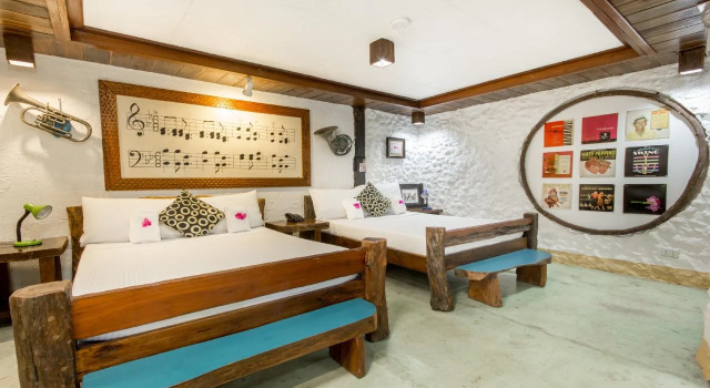 Oldwoods by the Sea Nature Resort, Buchen Sie Resort Bani Ilocos-Region