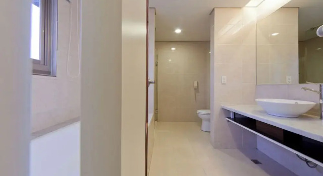 Четырёхместный номер Deluxe Harbor View Hotel