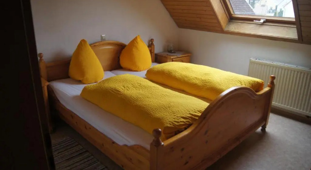 Hotel Krone, Забронировать Отель Нересхайм Баден-Вюртемберг