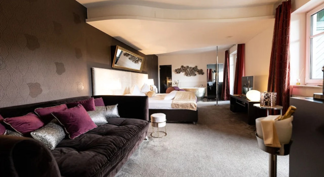 Люкс Deluxe с балконом Maiers Kuschelhotel Loipersdorf
