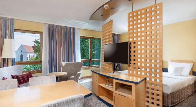 Полулюкс Standard Hotel Remarque