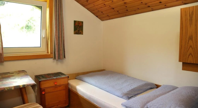 Gästehaus Lienharterhof, Prenota Hotel Hotel economici a Tirolo