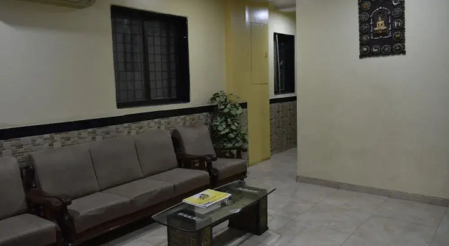 Dolphin Hotel
