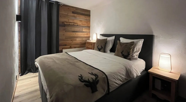 Les Cerfs - Appartement & Studio - ANZERE, Prenota Appartamento Hotel a Canton Vallese con parcheggio, Parcheggio