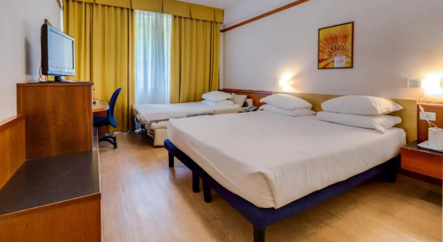 Трёхместный номер Classic Best Western City Hotel