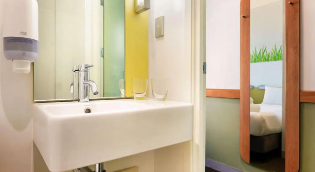 Семейный номер Standard ibis Budget Auckland Airport