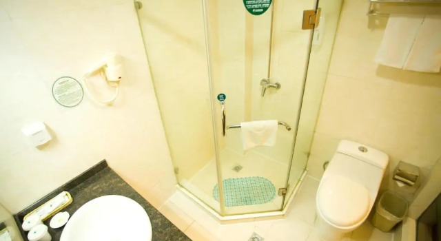 Двухместный номер Standard GreenTree Inn Shanghai Meilan Lake Hutai Road Express Hotel