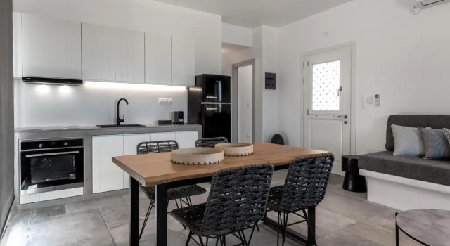 Люкс Manesis Suites