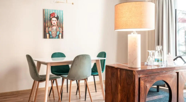 2 Bedrooms Apartment Alt-Weimar
