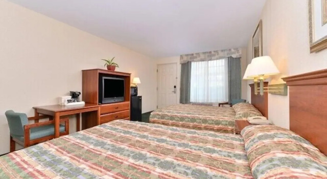 Tower Inn and Suites of Guilford / Madison, Book Hotel Guilford Connecticut