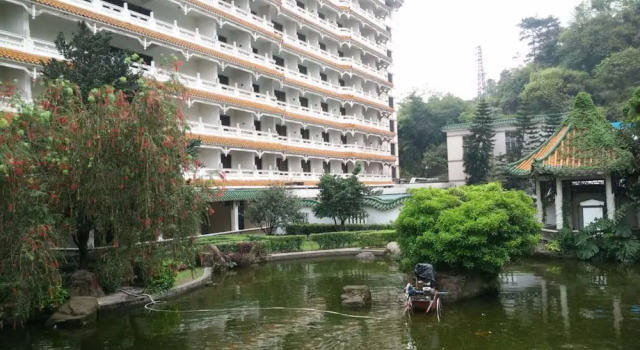 Century Hotel Shunde, Rezervovat Hotel Hotely v Guangdong s bazénem, Bazén