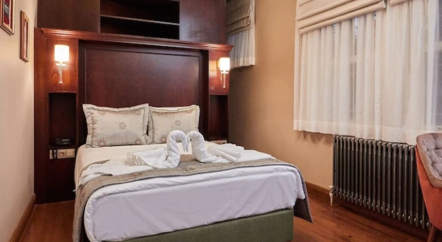 Двухместный номер Standard c 1 комнатой White Palace Old City Boutique Hotel