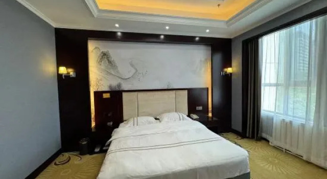 Люкс Linjiang Huayuan Hotel