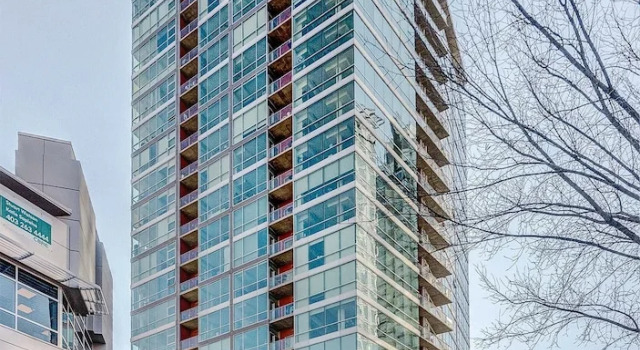Elegant 2BR Condostunning Downtown Views!, Rezervați Apartament Calgary Calgary Region, aproape de Reader Rock Garden