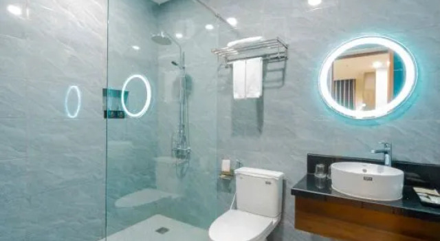 Номер Deluxe с видом на город Happy Life Hotel District 7 Gần SECC