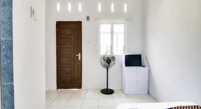 Номер Economy Hotel O Raja Homestay Syariah