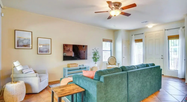 Southwestern Chic! Tucson Retreat w/ Private Patio, Rezerwuj Dom wakacyjny Tucson Arizona