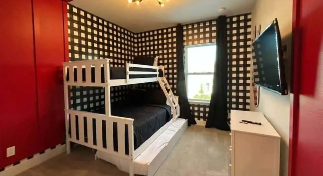 Modern 3Bd End Unit With Garage Water View 7904