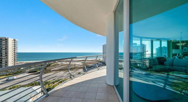 Апартаменты Bella Luna 810-Large Corner Unit with Spectacular Views of Beach & Bay