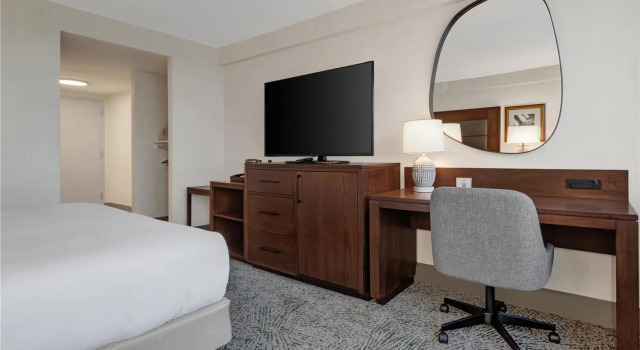 Номер Standard Hilton Arlington National Landing