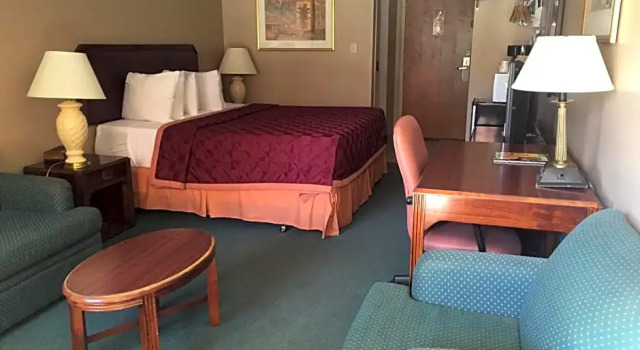 Двухместный номер Standard Elizabethan Inn