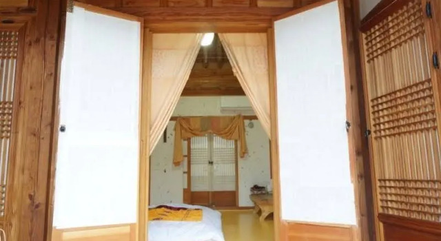 Majoongheon Hanok Guesthouse