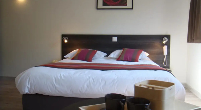Côté Hôtel, Prenota Hotel Legny Beaujolais