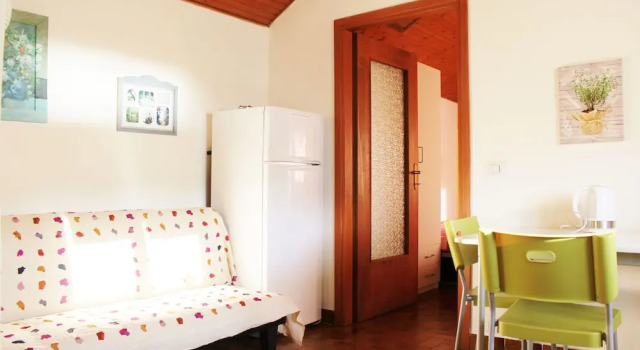 J HomeHolidays, Book Feriehus Villaer i Lierna, Villa