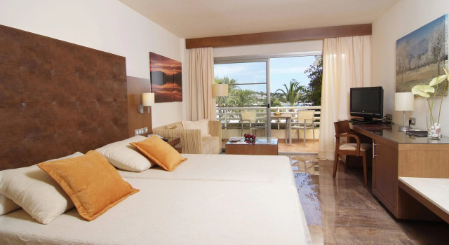 Vanity Hotel Golf - Adults Only, Rezerwuj Hotel Hotele w Alcudia z parkingiem, Parking