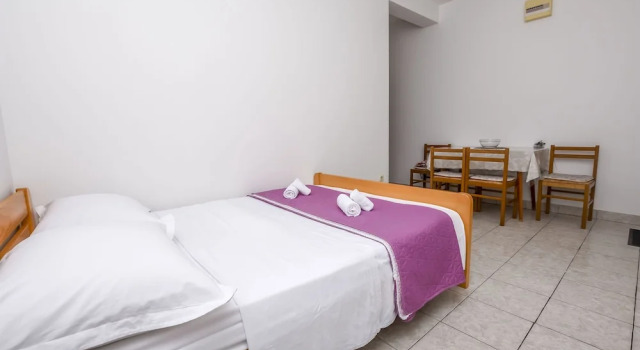 Studio Apartments Ivica