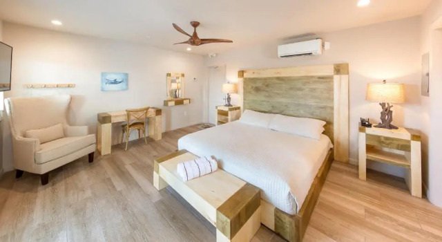 Студия с видом на окрестности Lime Tree Bay Resort
