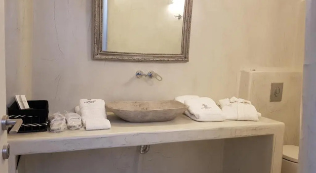 Люкс с видом на горы Adamant Suites