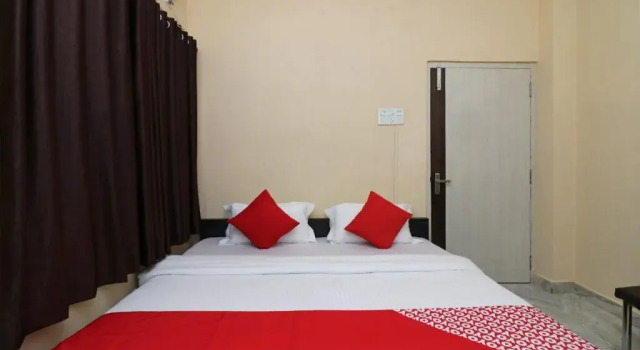 OYO 30696 Bl 316, Rezerwuj Hotel Kalkuta 