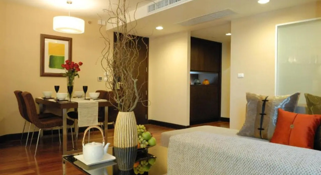 Люкс с 2 комнатами The Narathiwas Hotel & Residence Sathorn Bangkok