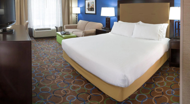 Двухместный номер Standard Holiday Inn Express Hotel & Suites Manchester - Airport by IHG