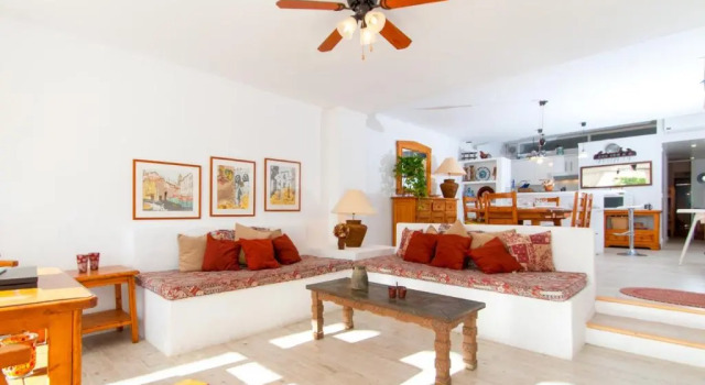 Apartment Oiza Sand Castles 23 at Alcudia Beach, WIFI and aircon, Book Apartment Alcudia Majorca
