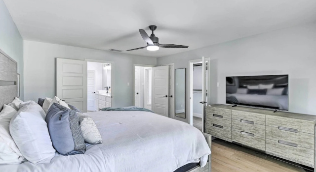 Коттедж Luxury Granbury Home w/ Private Boat Dock!