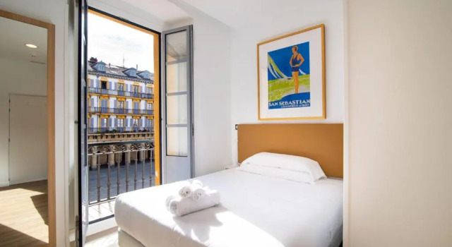 Двухместный номер Standard с балконом Central Roomss