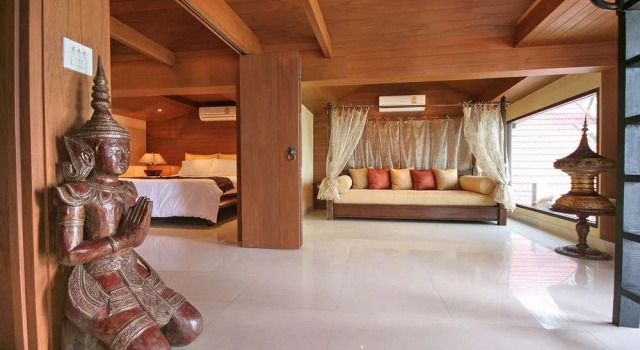 Longtail Suites