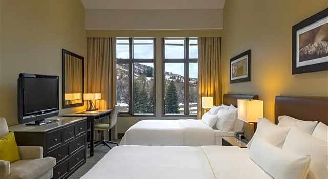 Номер Standard с видом на горы The Westin Riverfront Resort & Spa, Avon, Vail Valley