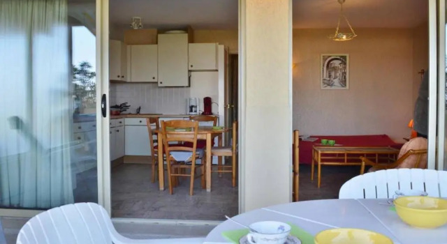 Appartement Le Lavandou, 3 pièces, 5 personnes - FR-1-251-316