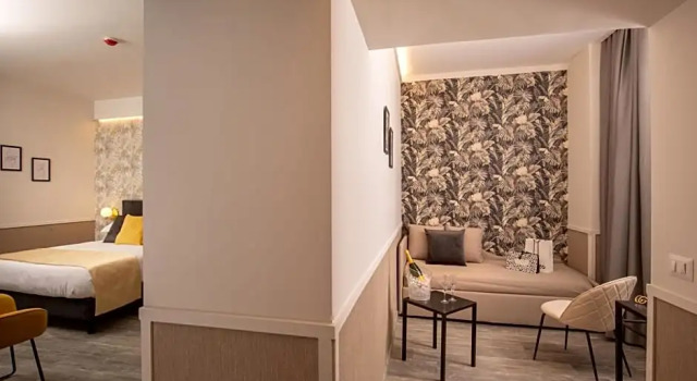 Люкс Sophie Terrace Hotel