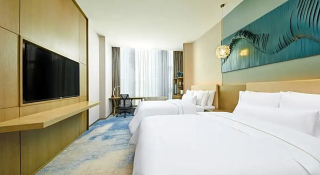 Четырёхместный номер Standard с видом на город The Westin Qingdao West Coast