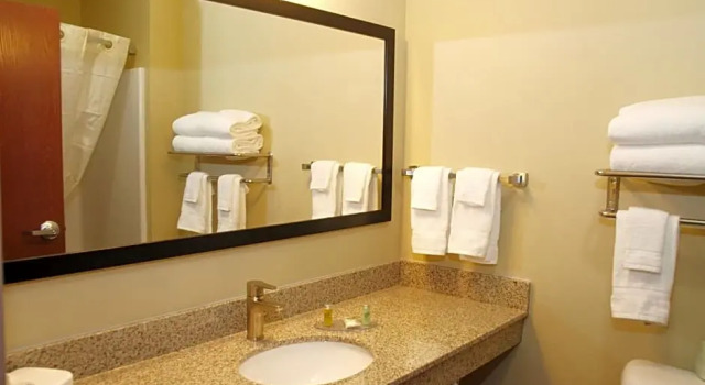 Номер Deluxe Cobblestone Inn & Suites - Vinton