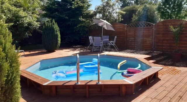 Le figuier, Boek Hotel Hotels in Le Lindois met zwembad, Zwembad