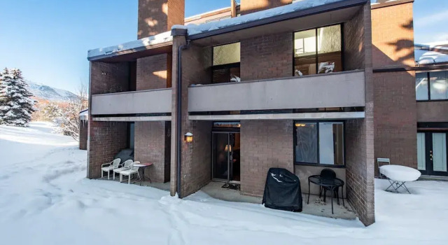 Park Avenue 1 Bedroom Condominiums, Забронировать Отель Отели Парк-Сити с парковкой, рядом с Skatepark, Парковка
