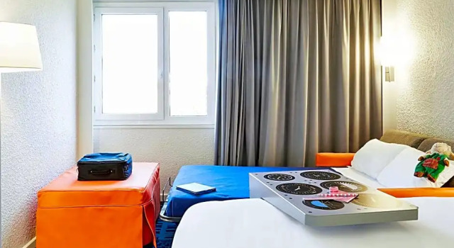 Двухместный семейный номер Standard ibis Styles Marseille Aéroport