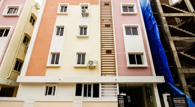 OYO 40125 Srirama Hotels, Gachhibowli, Rezerwuj Hotel Gachibowli 