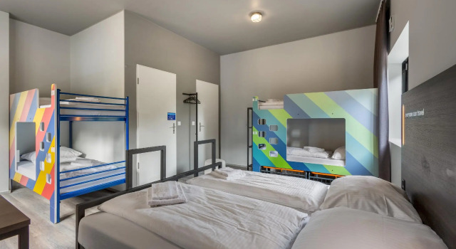 Кровать в общем номере A&O Amsterdam Zuidoost